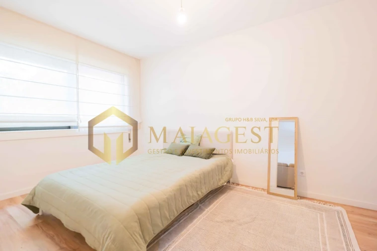 Apartamento T2 para Arrendamento em Paranhos Foto 7