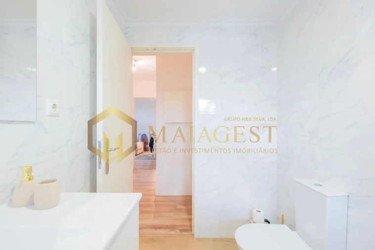 Apartamento T2 para Arrendamento em Paranhos Foto 10