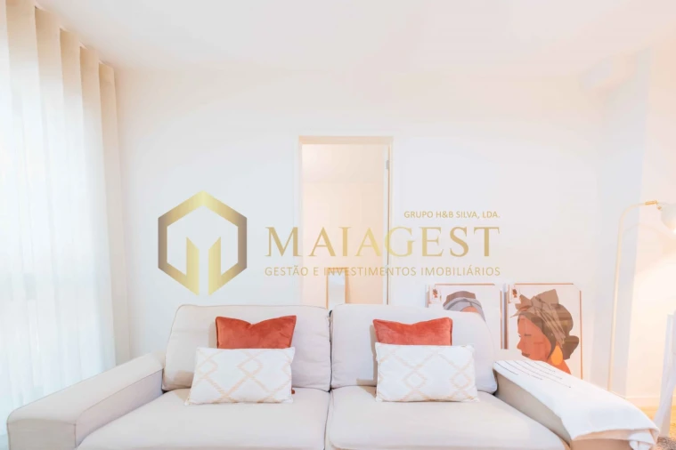 Apartamento T2 para Arrendamento em Paranhos Foto 16