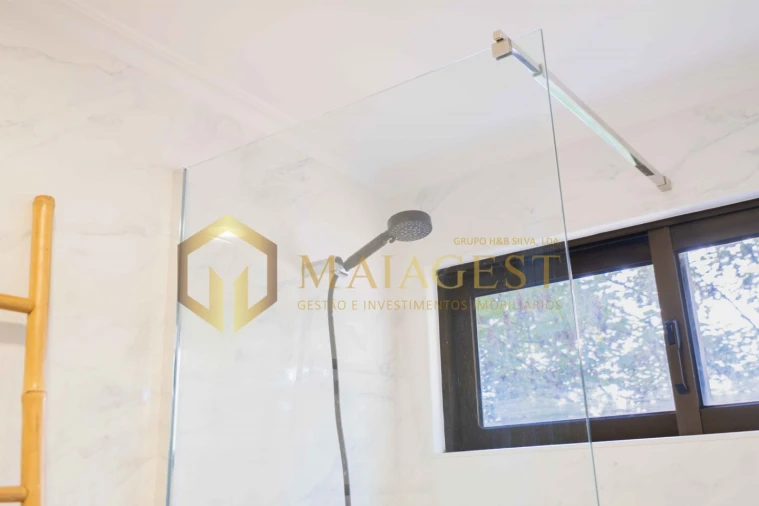 Apartamento T2 para Arrendamento em Paranhos Foto 34