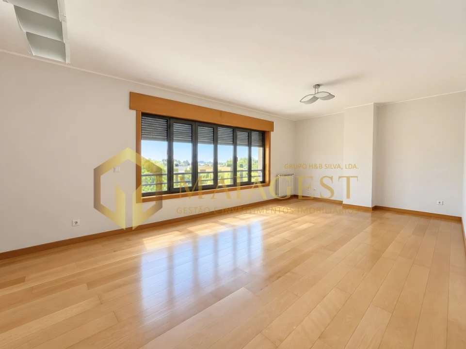 Apartamento T2 para Arrendamento em Vila Nova da Telha Foto 2