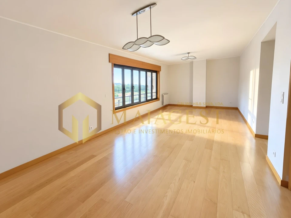 Apartamento T2 para Arrendamento em Vila Nova da Telha Foto 7