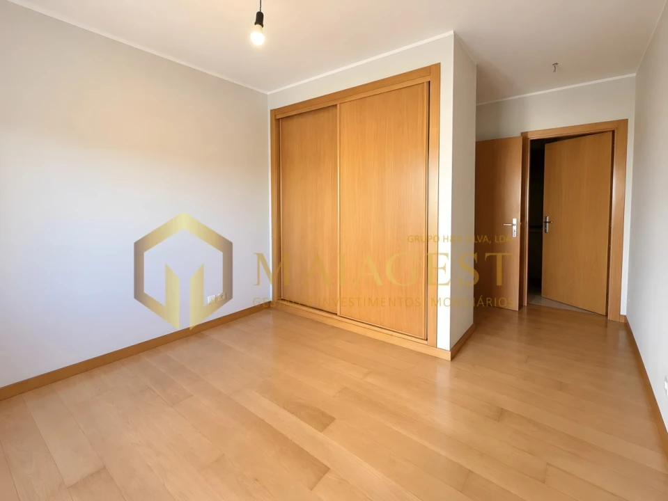 Apartamento T2 para Arrendamento em Vila Nova da Telha Foto 24