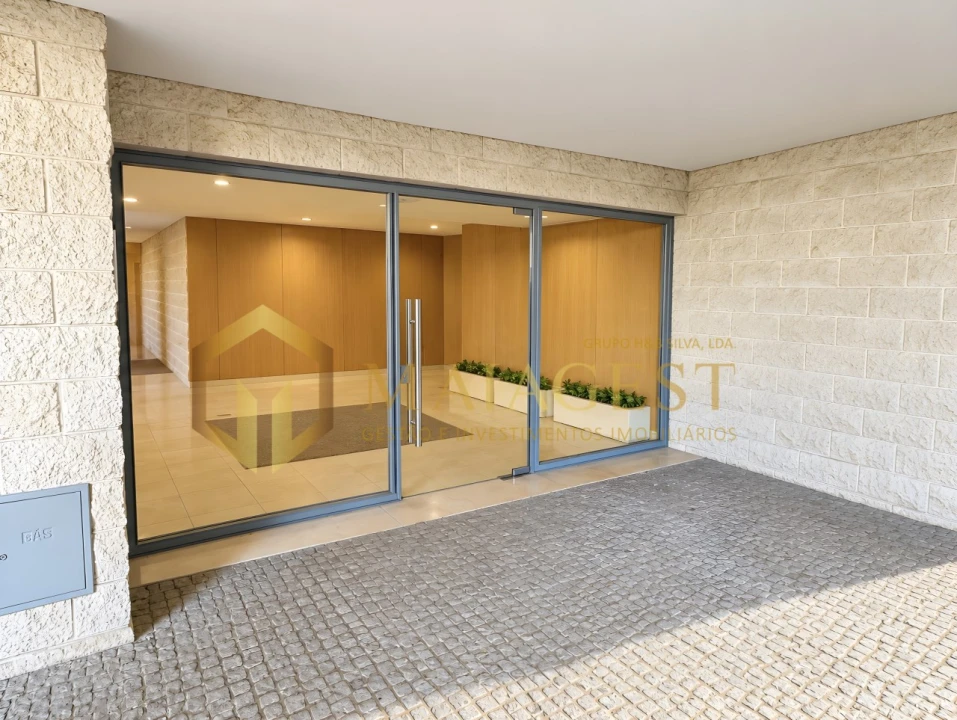 Apartamento T2 para Arrendamento em Vila Nova da Telha Foto 27