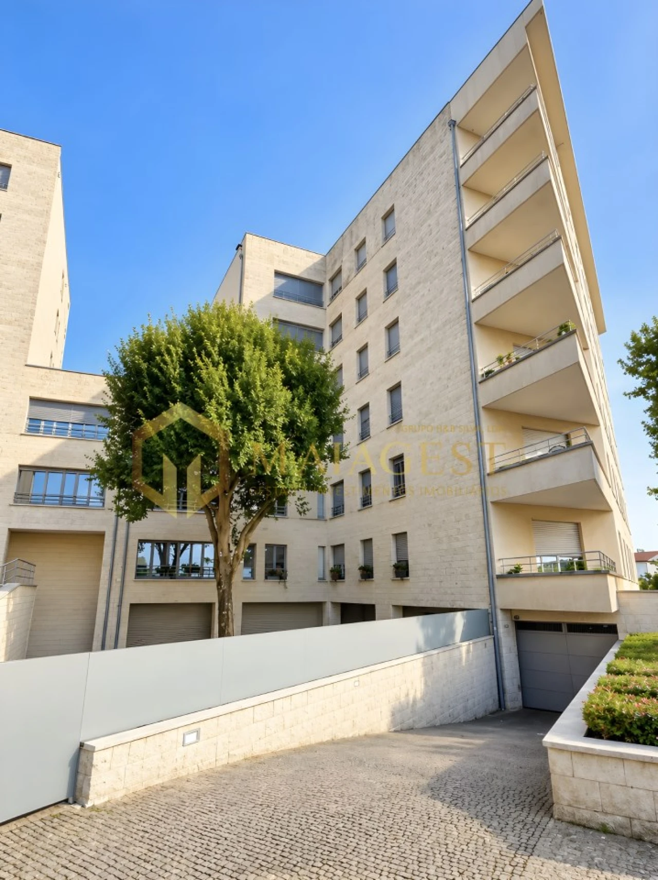 Apartamento T2 para Arrendamento em Vila Nova da Telha Foto 33