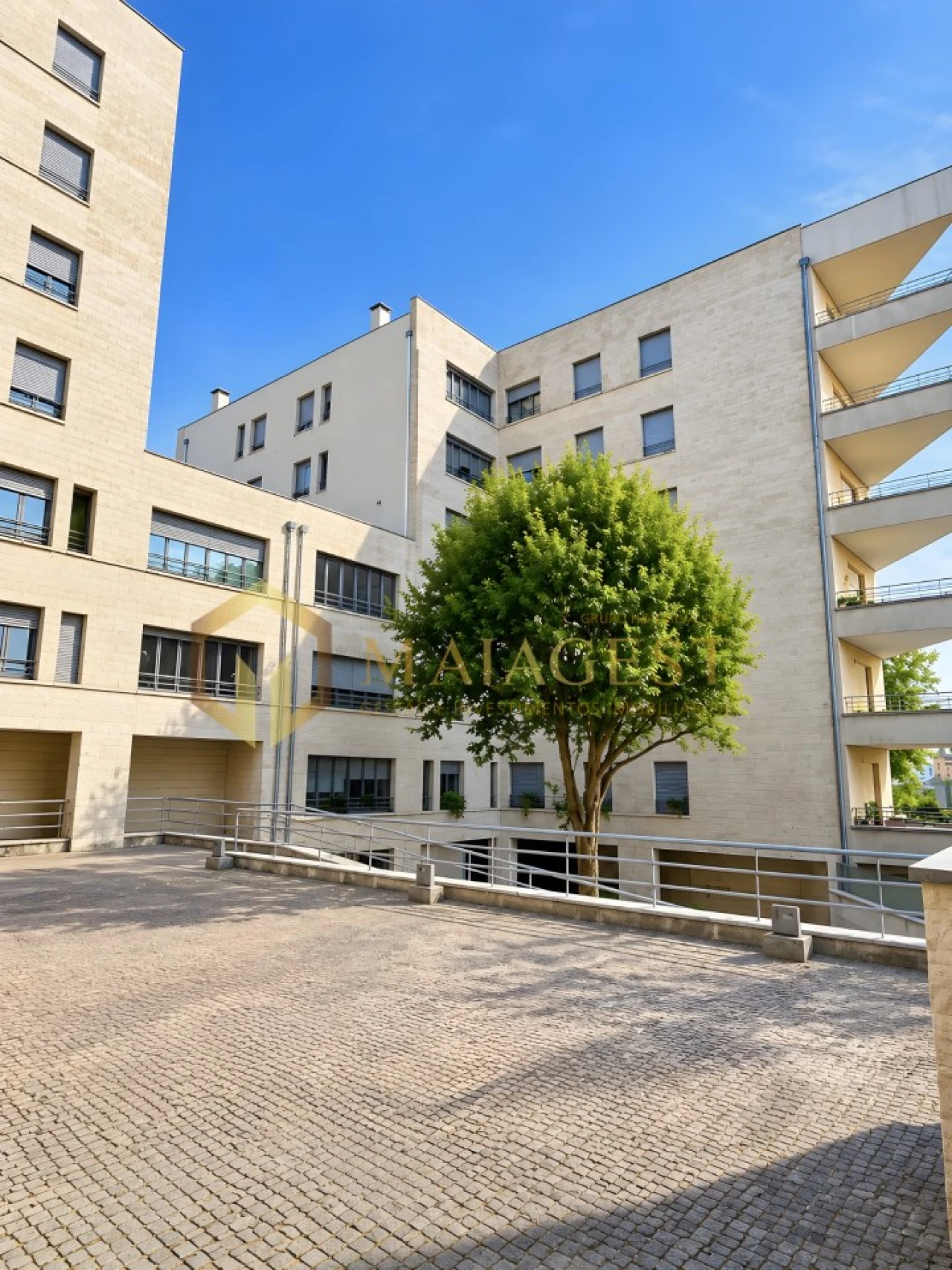 Apartamento T2 para Arrendamento em Vila Nova da Telha Foto 35