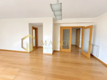 Apartamento T2 para Arrendamento em Vila Nova da Telha