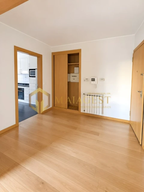 Apartamento T2 para Arrendamento em Vila Nova da Telha
