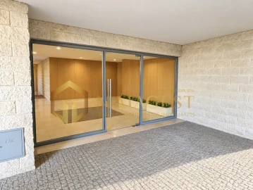 Apartamento T2 para Arrendamento em Vila Nova da Telha