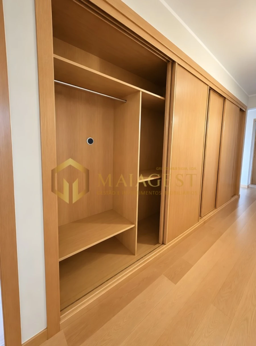 Apartamento T2 para Arrendamento em Vila Nova da Telha Foto 21