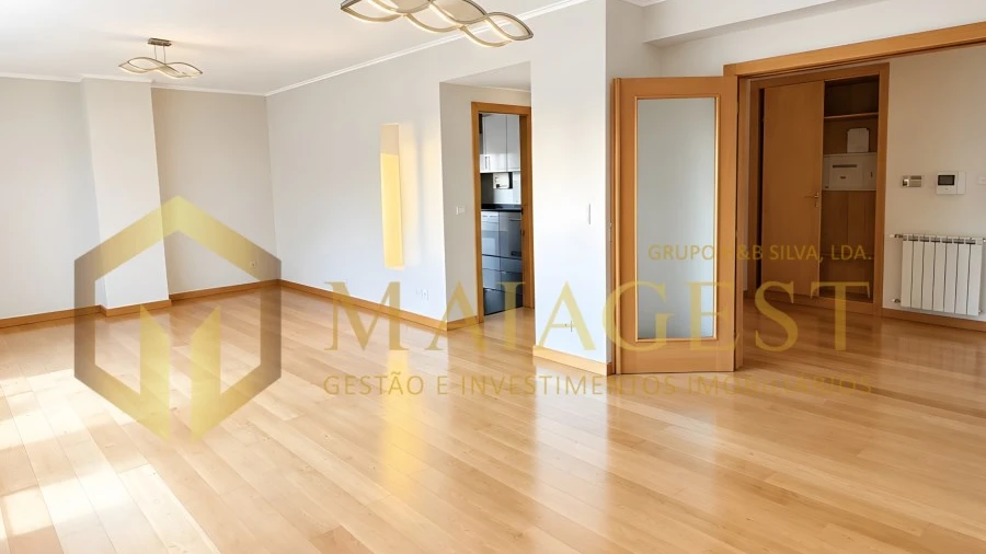 Apartamento T2 para Arrendamento em Vila Nova da Telha