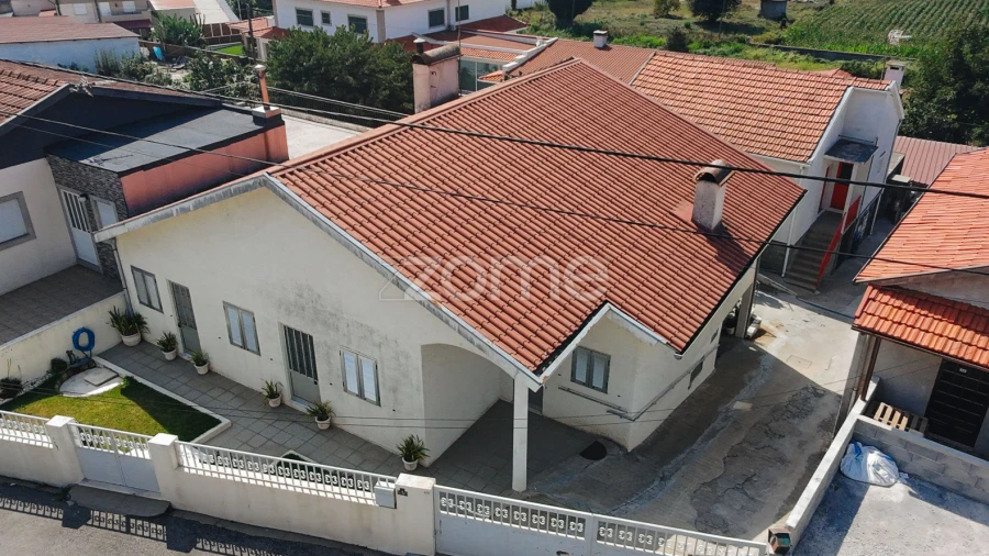 Moradia T3 para Venda em Louro