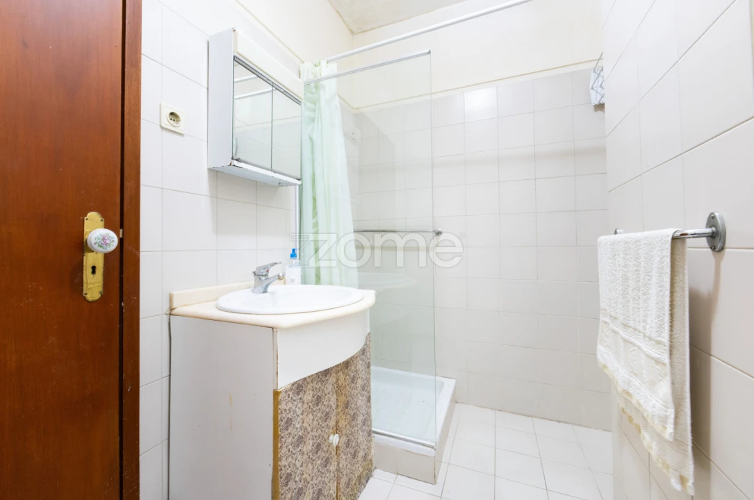 Apartamento T3 para Venda em Lordelo do Ouro e Massarelos Foto 18