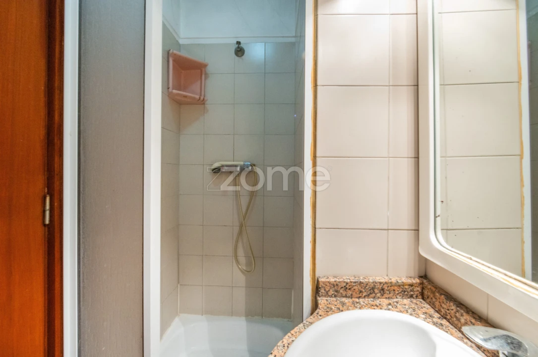 Apartamento T3 para Venda em Lordelo do Ouro e Massarelos Foto 20