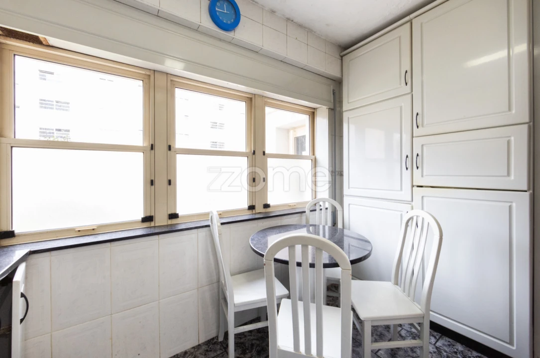 Apartamento T3 para Venda em Lordelo do Ouro e Massarelos Foto 24