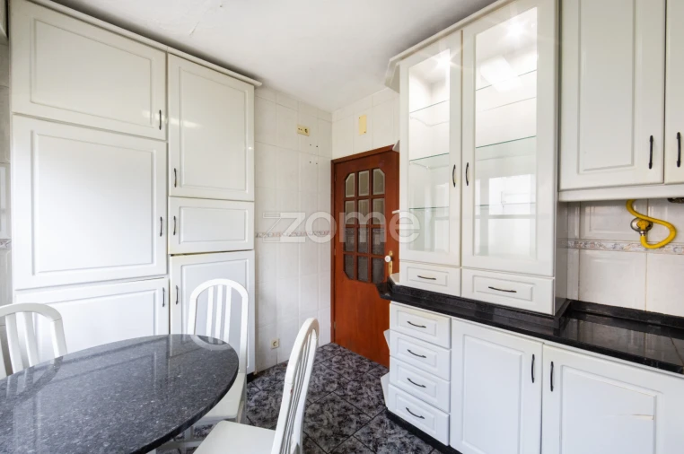 Apartamento T3 para Venda em Lordelo do Ouro e Massarelos Foto 25