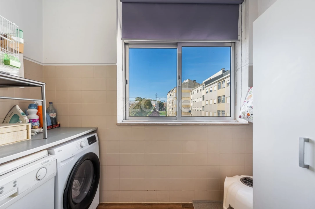 Apartamento T3 para Venda em Cidade da Maia Foto 11