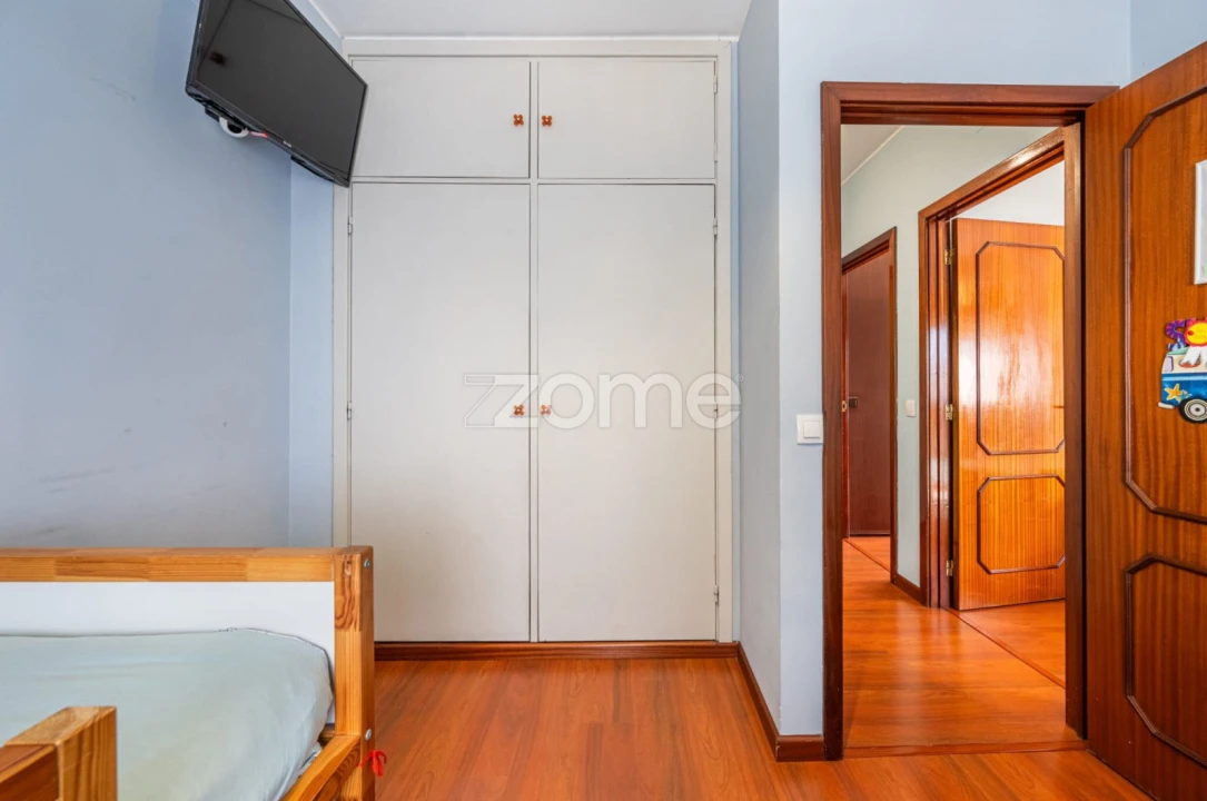 Apartamento T3 para Venda em Cidade da Maia Foto 19