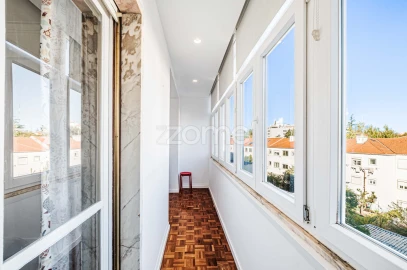 Apartamento T2 para Venda em Santa Maria e São Miguel, São Martinho, São Pedro Penaferrim