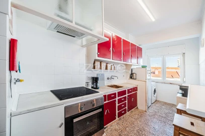 Apartamento T2 para Venda em Santa Maria e São Miguel, São Martinho, São Pedro Penaferrim