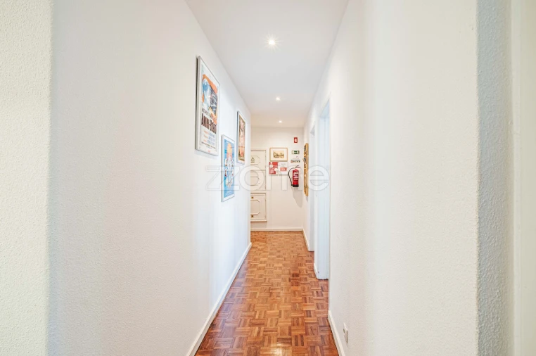 Apartamento T2 para Venda em Santa Maria e São Miguel, São Martinho, São Pedro Penaferrim Foto 16