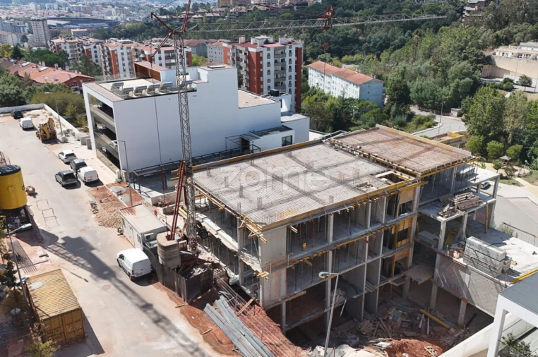 Apartamento T2 para Venda em Santo Antonio dos Olivais Foto 12