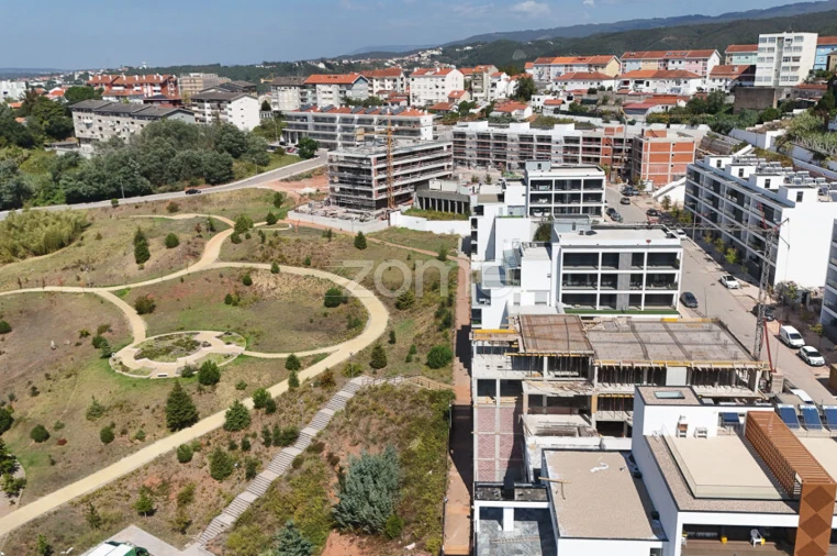 Apartamento T2 para Venda em Santo Antonio dos Olivais Foto 16