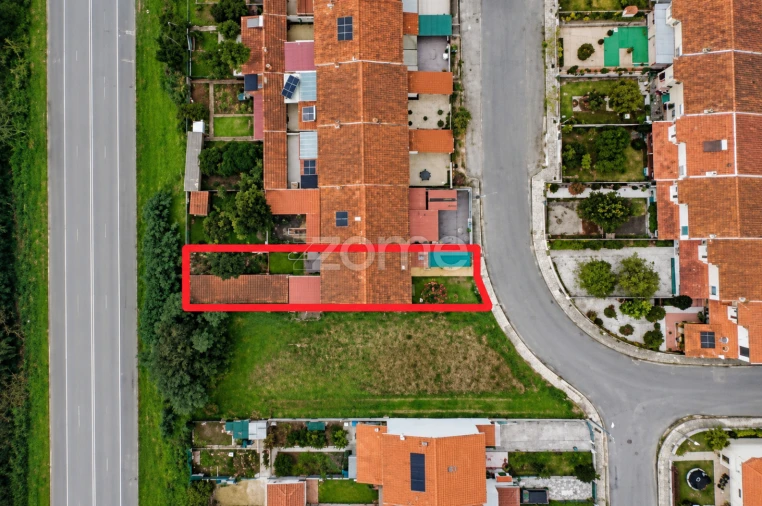 Moradia T4 para Venda em São Silvestre Foto 4