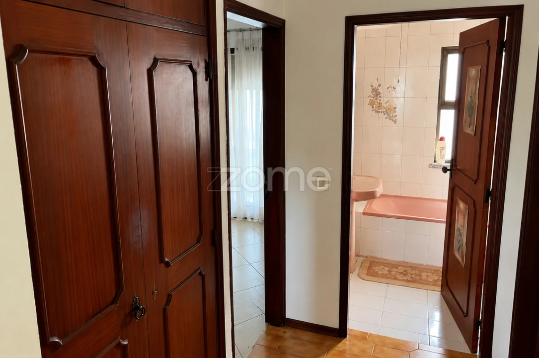 Moradia T4 para Venda em São Silvestre Foto 21