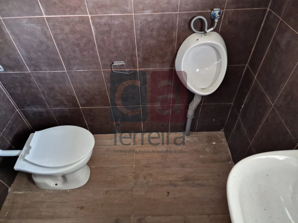 Armazém para Venda em Alpiarça Foto 25