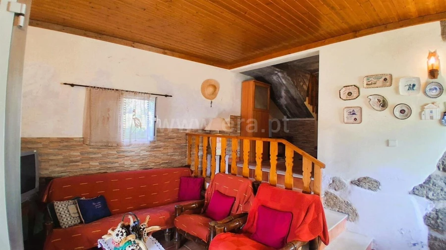 Moradia T3 para Venda em Santa Cruz do Douro e São Tomé de Covelas Foto 7