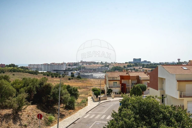 Apartamento T2 para Venda em Oeiras e São Julião da Barra, Paço de Arcos e Caxias Foto 23