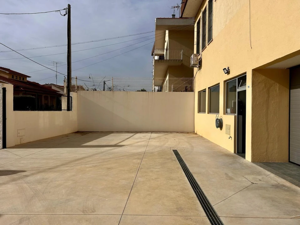 Armazém para Venda em Sertã Foto 1