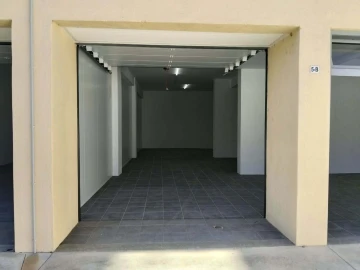 Armazém para Venda em Sertã