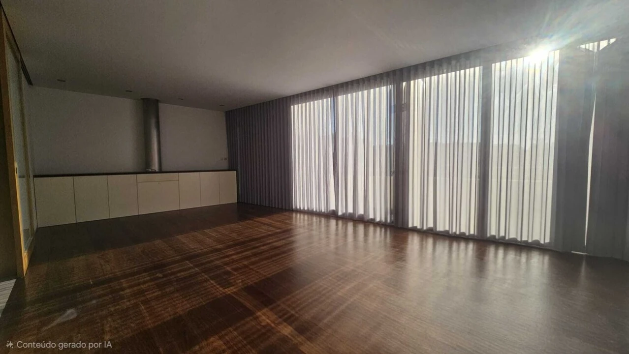 Moradia T4 para Venda em Aver-O-Mar, Amorim e Terroso Foto 1