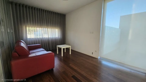 Moradia T4 para Venda em Aver-O-Mar, Amorim e Terroso