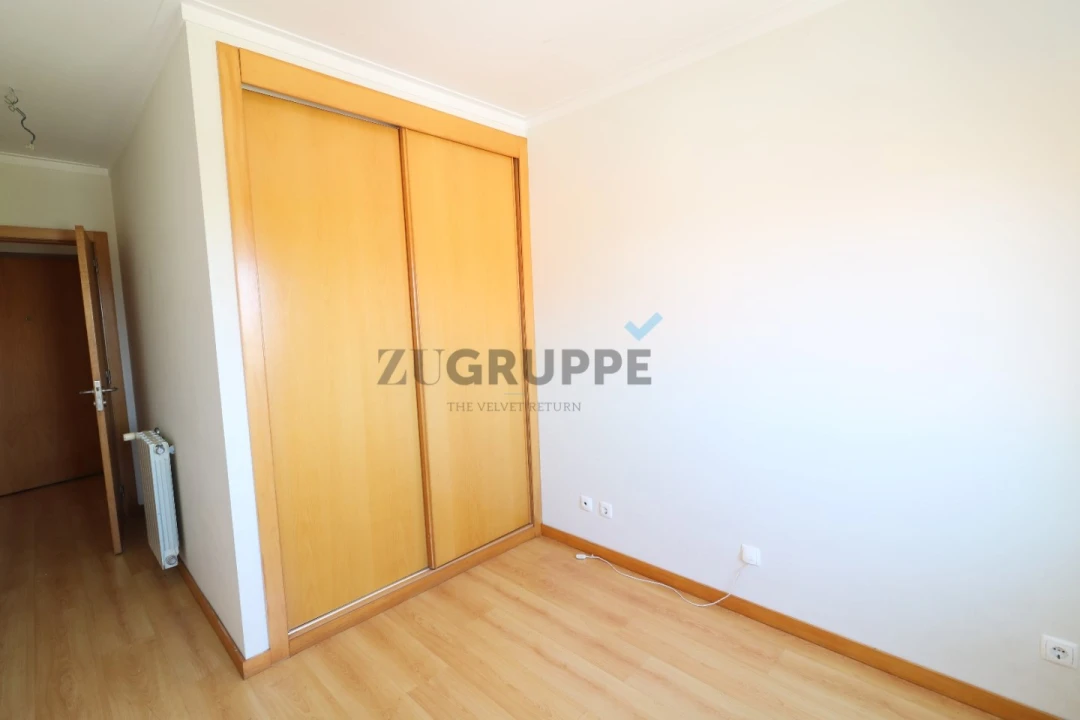 Apartamento T3 para Venda em Glória e Vera Cruz Foto 30