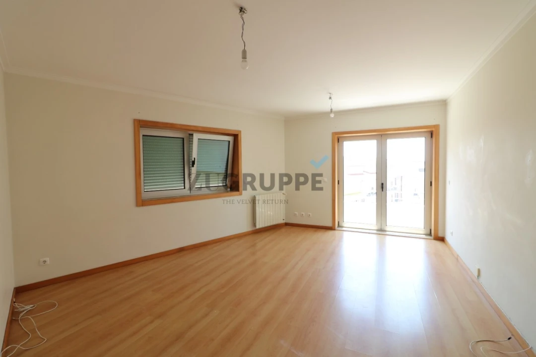 Apartamento T3 para Venda em Glória e Vera Cruz Foto 43
