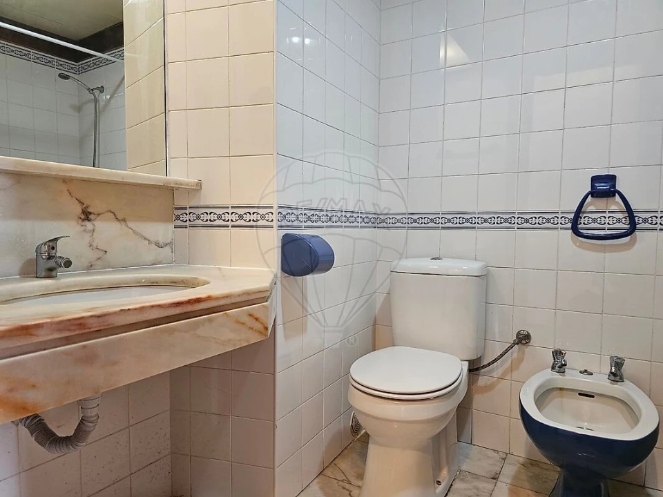 Apartamento T3 para Venda em São Martinho Foto 16
