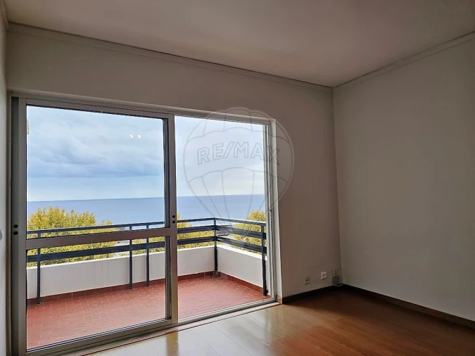 Apartamento T3 para Venda em São Martinho Foto 4