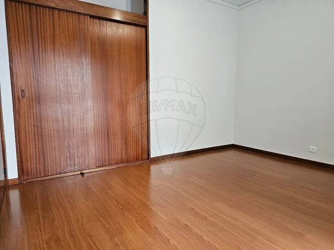Apartamento T3 para Venda em São Martinho Foto 12