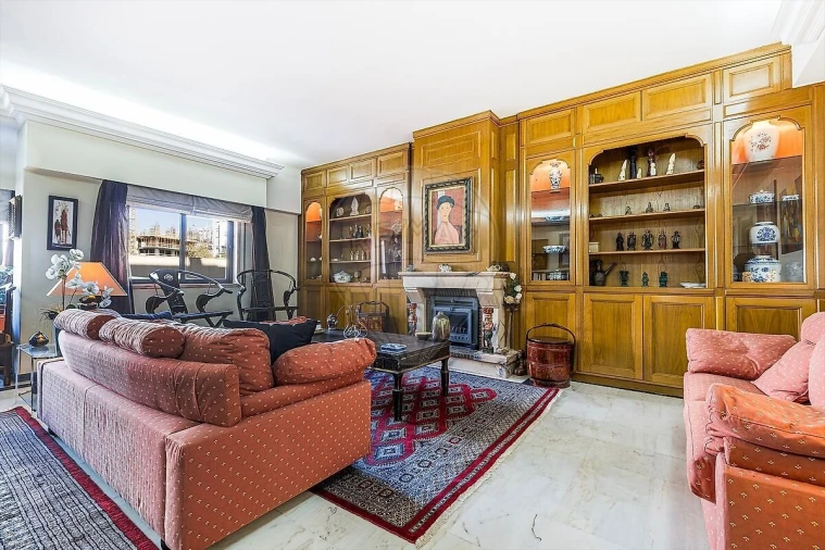 Apartamento T3 para Venda em São Domingos de Benfica Foto 3