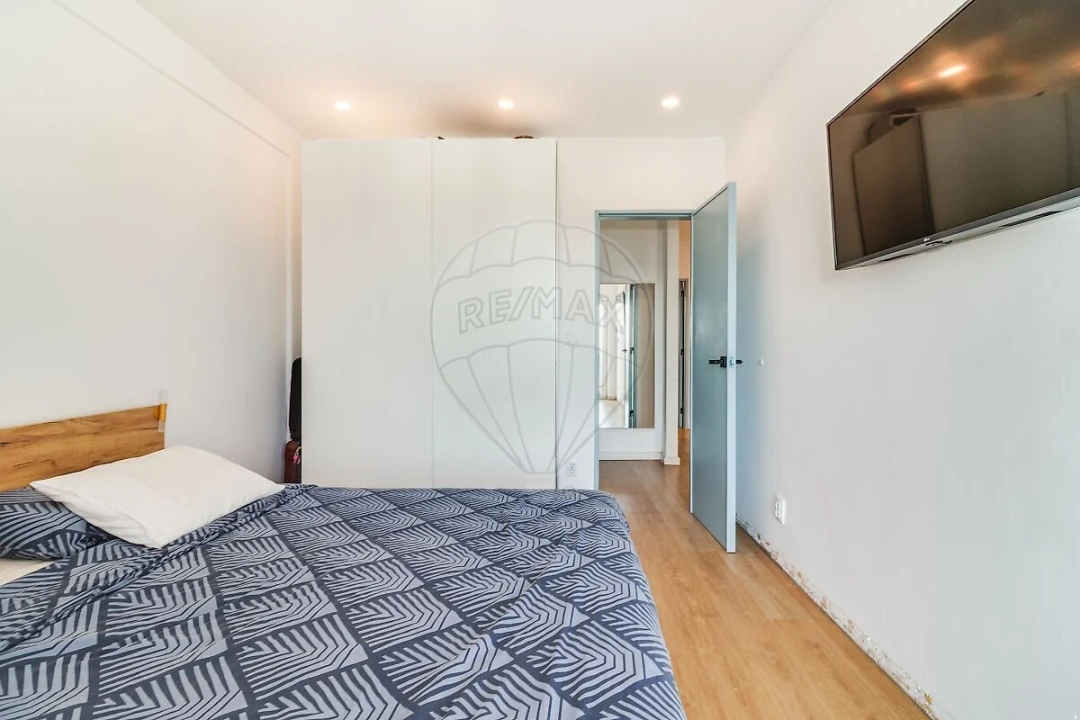 Apartamento T3 para Venda em Rio de Mouro Foto 19