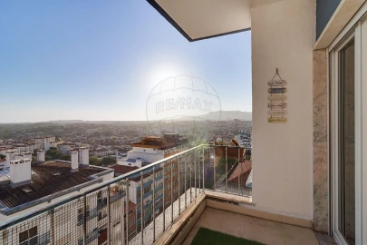 Apartamento T3 para Venda em Rio de Mouro