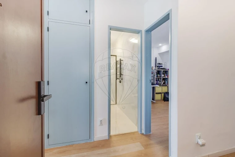 Apartamento T3 para Venda em Rio de Mouro Foto 8
