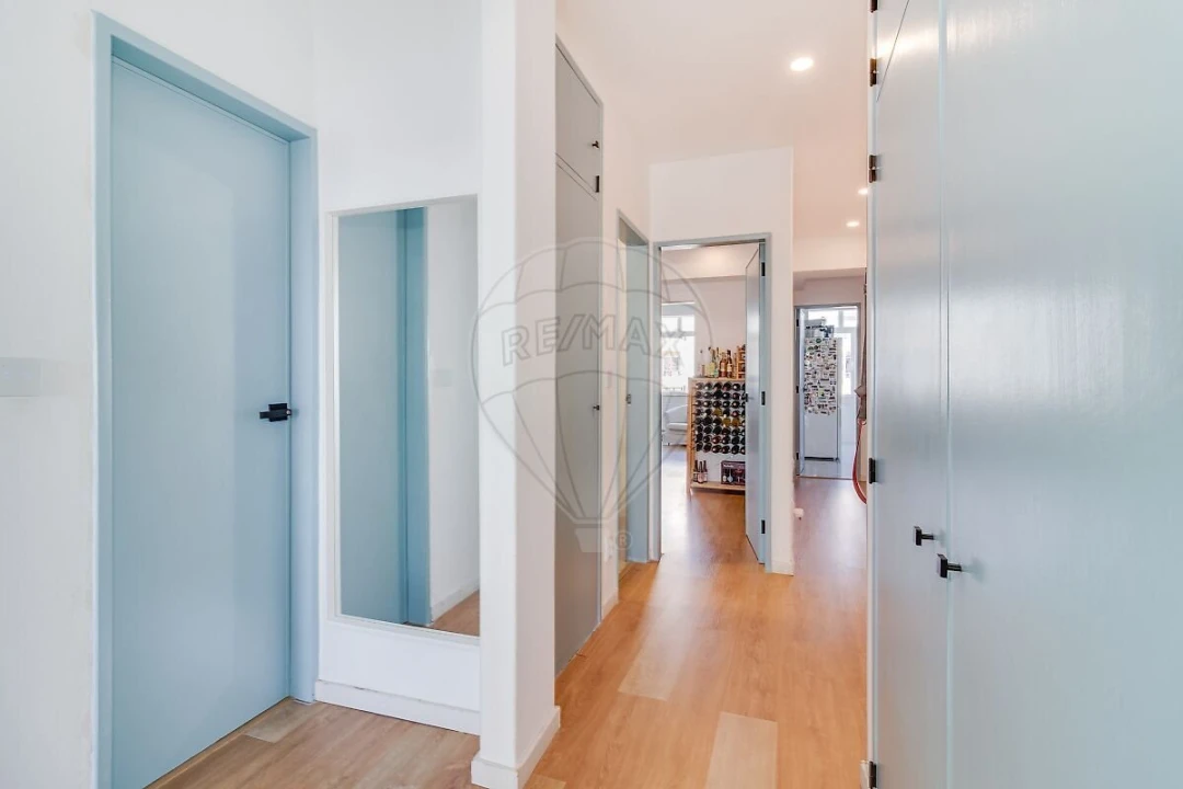 Apartamento T3 para Venda em Rio de Mouro Foto 10