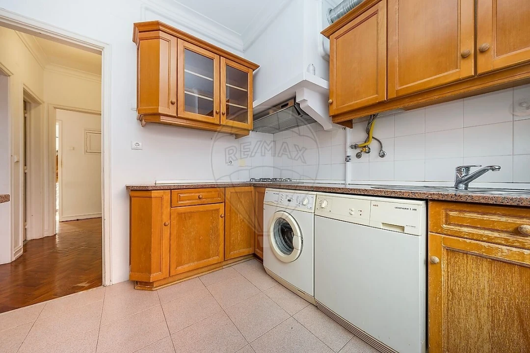 Apartamento T1 para Venda em Areeiro Foto 13