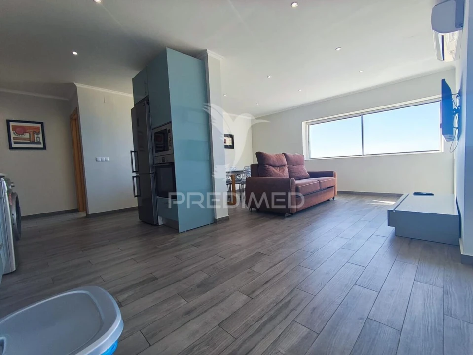 Apartamento T2 para Venda em Portimão Foto 4