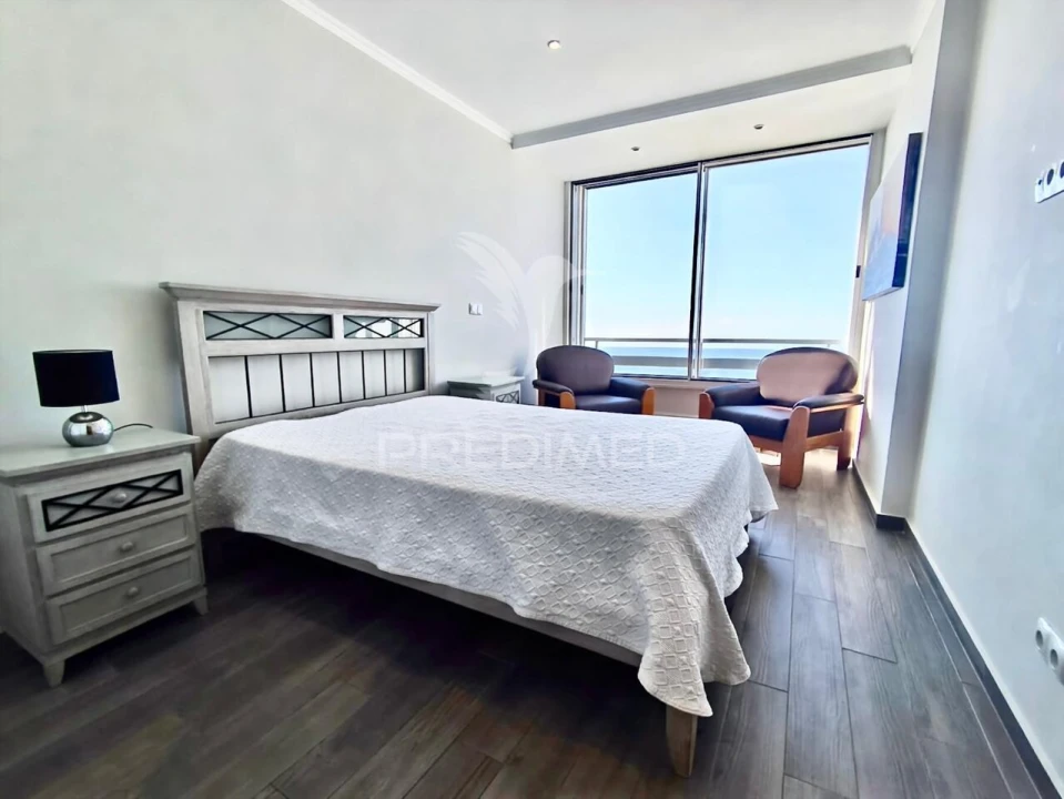 Apartamento T2 para Venda em Portimão Foto 9