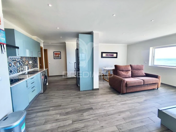 Apartamento T2 para Venda em Portimão Foto 3